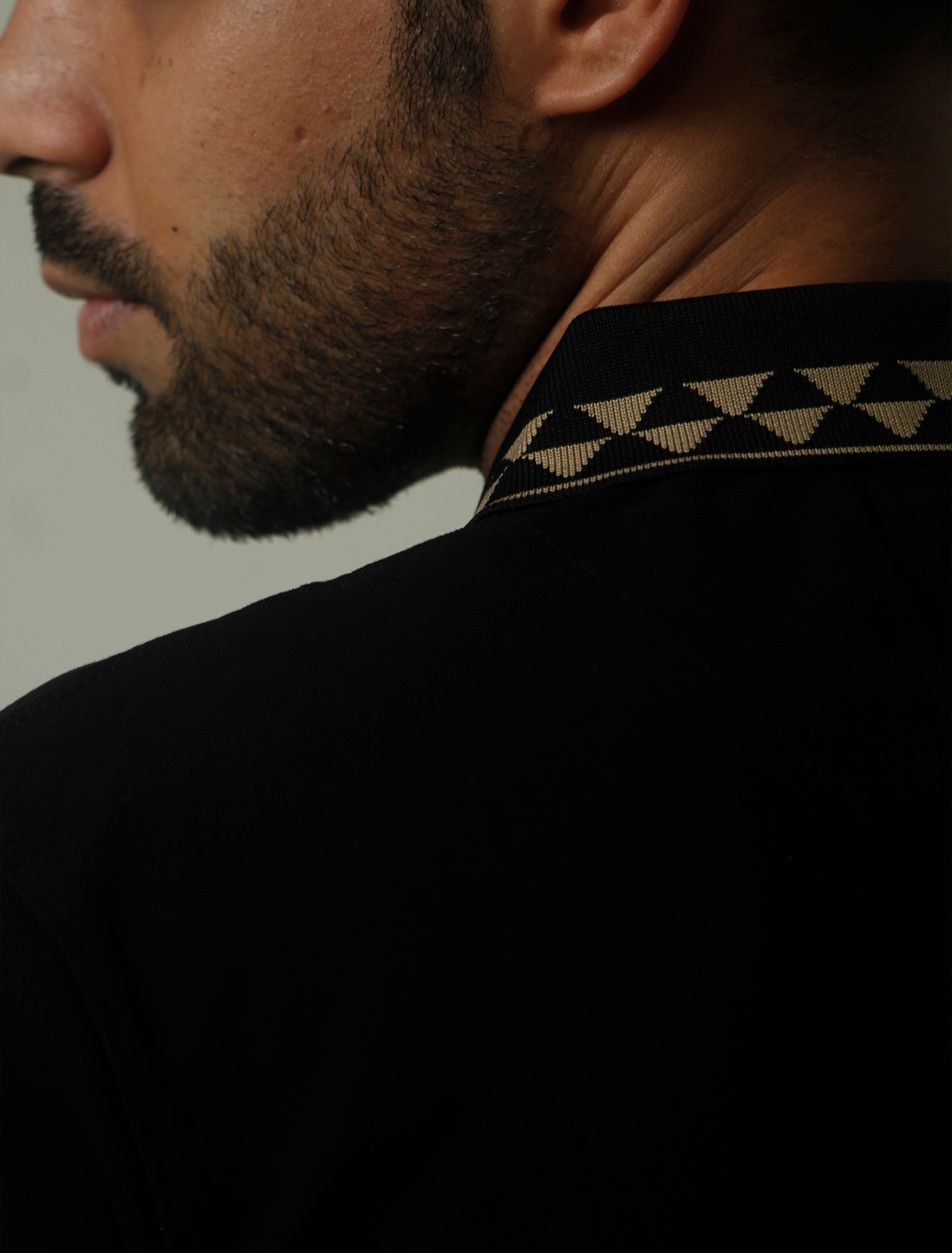 Caesar Polo in Jet black